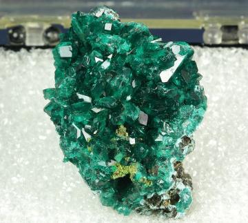 PE522 Dioptase from Reneville Mine, Reneville, Kindanba District, Pool Dept., Republic of Congo